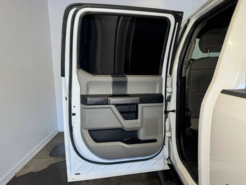 Used 2019 Ford F250 XLT AWD/4WD image 23