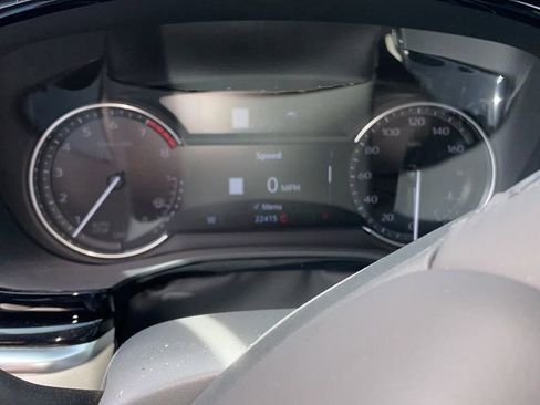 Used 2024 Cadillac XT6 Premium Luxury FWD image 9
