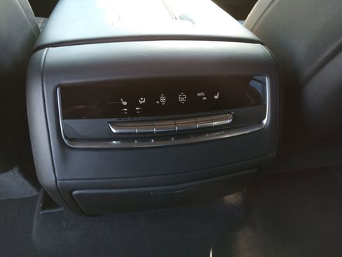 Used 2023 Cadillac Escalade Sport Platinum w/ LPO, ONYX Package AWD/4WD image 27