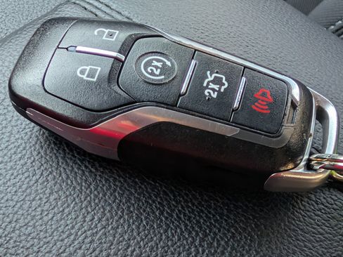 Used 2017 Ford Mustang Convertible w/ Equipment Group 051A image 30