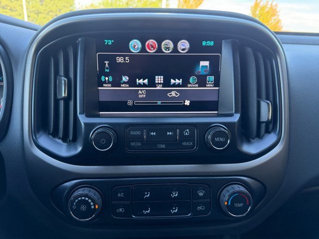 Used 2017 Chevrolet Colorado Z71 AWD/4WD image 35