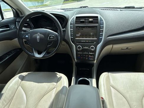 Used 2019 Lincoln MKC Reserve w/ MKC Technology Package FWD image 19