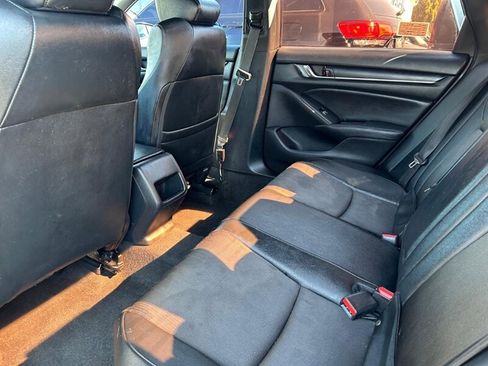 Used 2019 Honda Accord Sport image 15