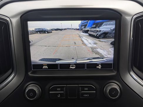 Used 2022 Chevrolet Silverado 1500 LTZ image 34