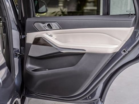 Used 2020 BMW X7 xDrive40i w/ M Sport Package image 56