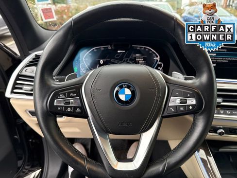 Used 2022 BMW X5 xDrive45e image 18
