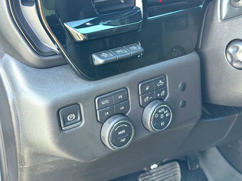 Used 2024 Chevrolet Silverado 1500 ZR2 w/ Technology Package image 14
