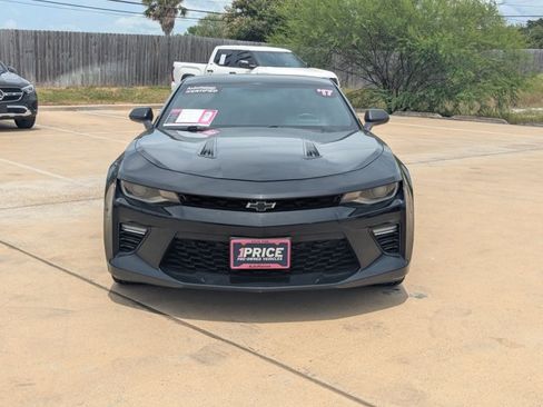 Used 2017 Chevrolet Camaro SS RWD image 2