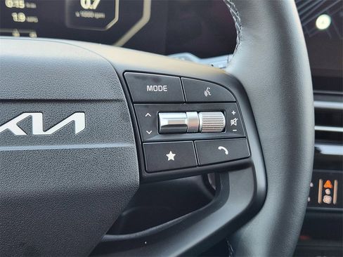 Certified 2026 Kia Sportage SX image 27