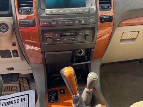 Used 2004 Lexus GX 470 AWD/4WD image 23