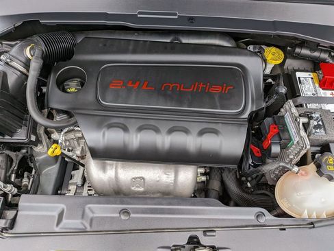 Used 2022 Jeep Compass Limited image 25