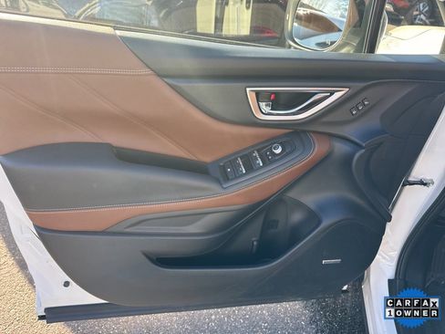 Used 2023 Subaru Forester Touring image 18