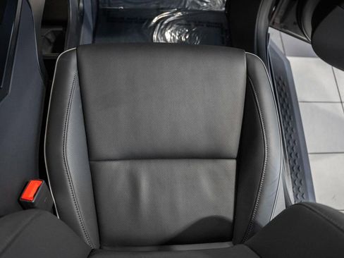 Used 2024 Tesla Cybertruck AWD Crew Cab image 35