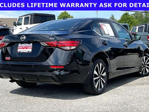 Used 2024 Nissan Sentra SV w/ SV Premium Package FWD image 10
