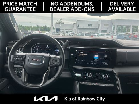 Used 2025 GMC Sierra 2500 AT4 w/ Technology Package AWD/4WD image 12