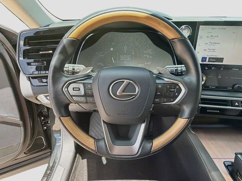 Used 2025 Lexus RX 350 Premium Plus w/ Accessory Package (Z1) FWD image 41