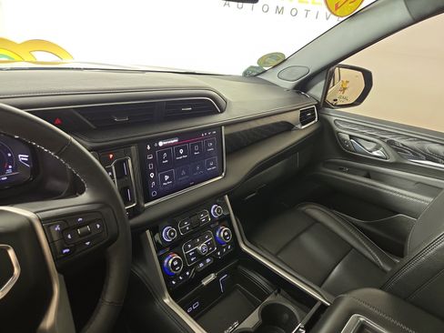 Certified 2023 GMC Yukon Denali AWD/4WD image 26