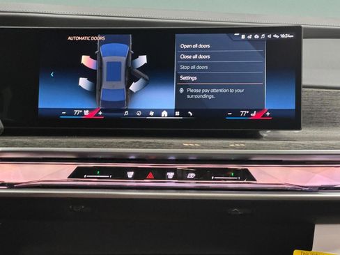 New 2026 BMW 760i xDrive w/ Executive Package image 14