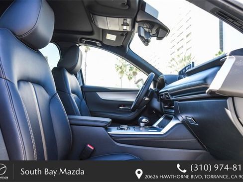 New 2026 MAZDA CX-90 Plug-In Hybrid w/ Premium Plus image 18