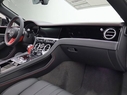 New 2026 Bentley Continental GTC image 53