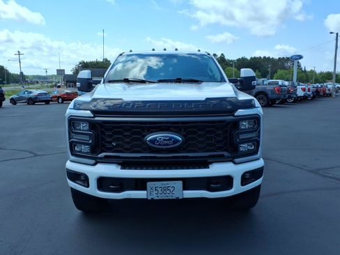 Used 2023 Ford F350 Lariat w/ Lariat Ultimate Package AWD/4WD image 9