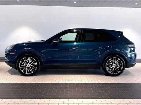 Used 2026 Porsche Cayenne AWD/4WD image 2