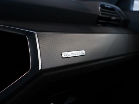 Used 2022 Audi Q3 2.0T Premium w/ Convenience Package image 24