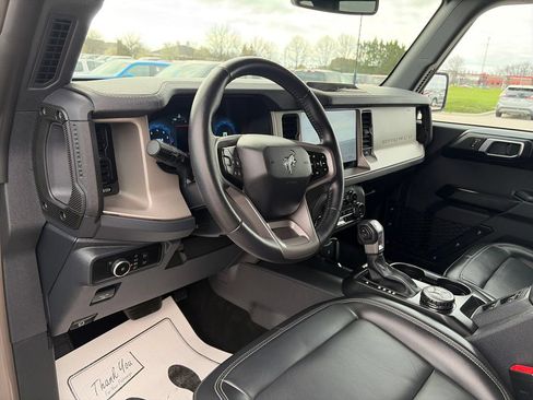 Used 2025 Ford Bronco Outer Banks AWD/4WD image 15