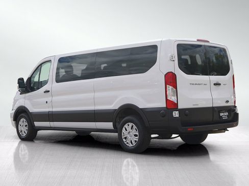 Used 2024 Ford Transit 350 XLT RWD image 4