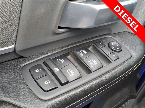 Used 2019 RAM 2500 Big Horn image 11