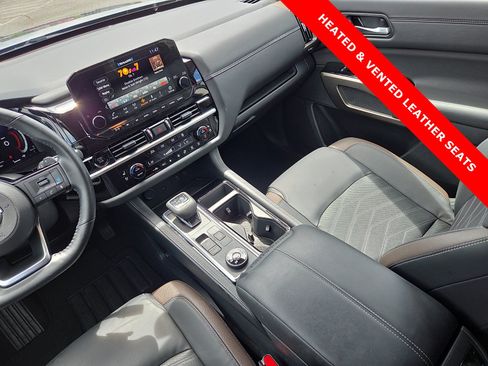 Used 2025 Nissan Pathfinder Platinum w/ Cargo Package AWD/4WD image 14