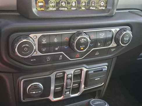 Used 2021 Jeep Gladiator Sport w/ Quick Order Package 24Q 80Th AWD/4WD image 16