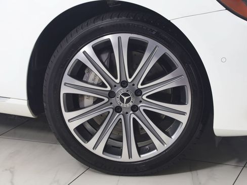Used 2020 Mercedes-Benz E 450 4MATIC Wagon w/ Premium Package image 18