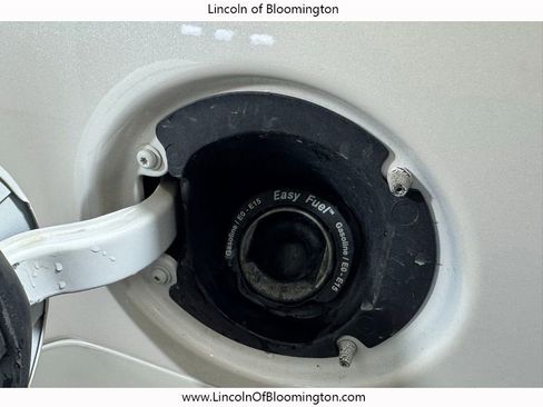 Used 2016 Lincoln Navigator L Reserve image 34