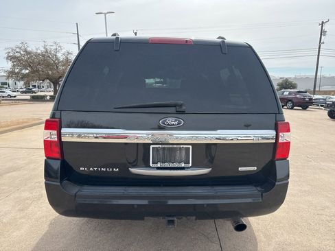 Used 2015 Ford Expedition EL Platinum image 6