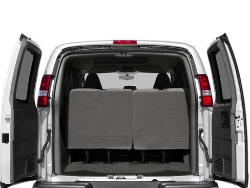 Used 2017 Chevrolet Express 2500 LT w/ LT Preferred Equipment Group image 15