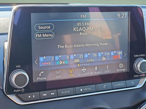 Used 2023 Nissan Sentra SV image 24