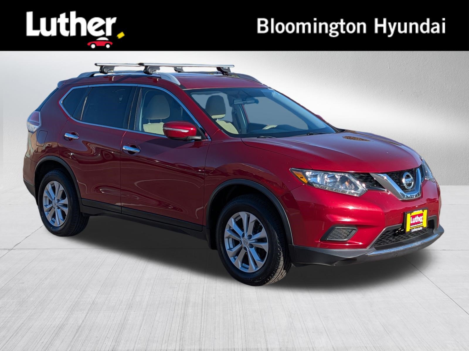Used 2014 Nissan Rogue SV AWD/4WD image 1
