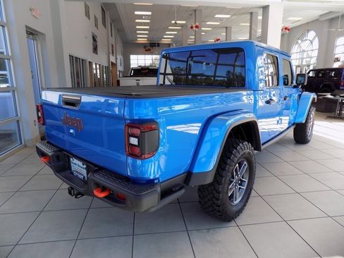 Certified 2024 Jeep Gladiator Mojave image 7