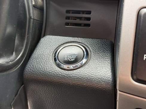 Used 2022 Ford F250 Lariat w/ Tremor Off-Road Package AWD/4WD image 25
