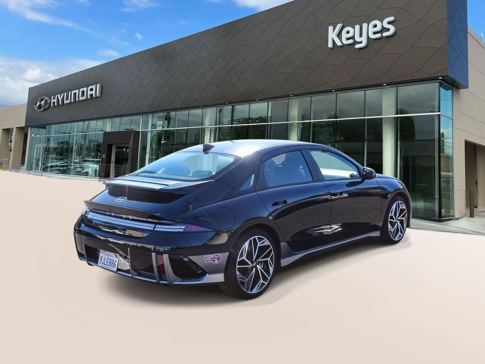 Used 2023 Hyundai Ioniq 6 SEL w/ Cargo Package AWD/4WD image 4