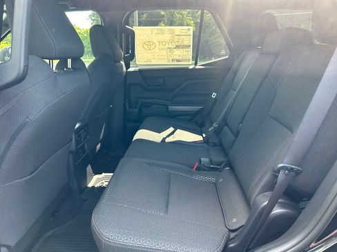 New 2026 Toyota 4Runner SR5 AWD/4WD image 27