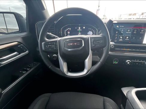 Certified 2023 GMC Sierra 1500 Elevation image 6