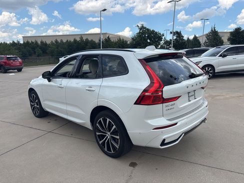Used 2024 Volvo XC60 B5 Plus w/ Protection Package Premier AWD/4WD image 7