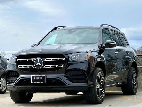 Used 2022 Mercedes-Benz GLS 450 4MATIC image 4