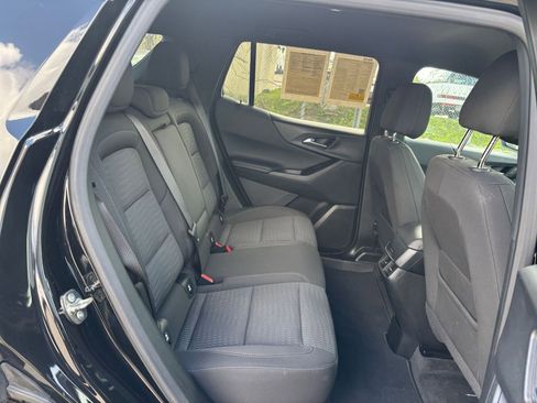 Used 2025 Chevrolet Equinox LT FWD image 25
