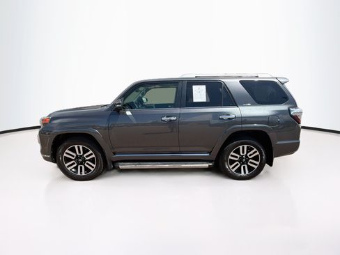 Used 2019 Toyota 4Runner Limited AWD/4WD image 4