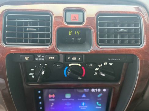 Used 2001 Toyota 4Runner SR5 image 27