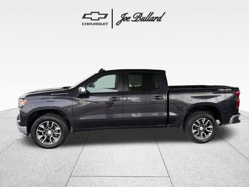 Used 2024 Chevrolet Silverado 1500 LT AWD/4WD image 6