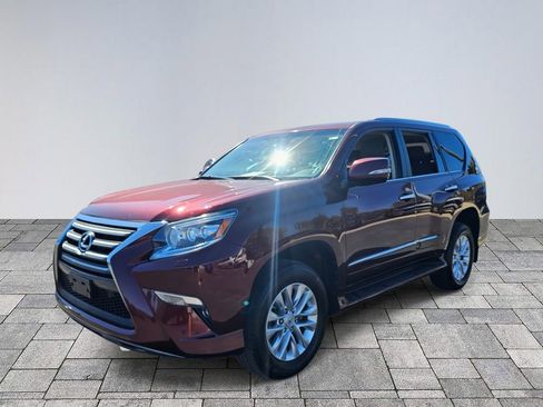 Used 2019 Lexus GX 460 Premium image 3